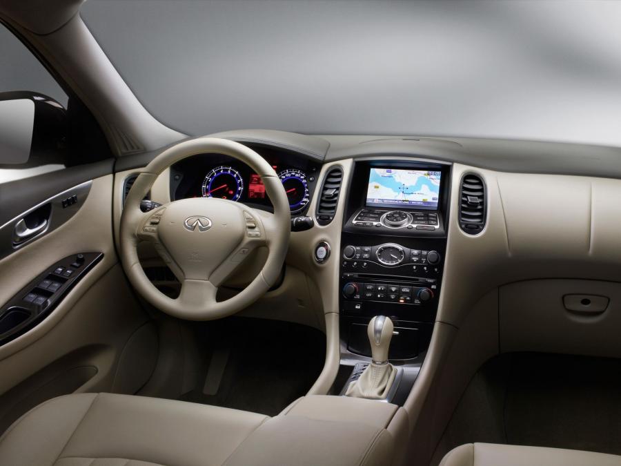  Infiniti EX37 2008 года  (фото 13 из 40)